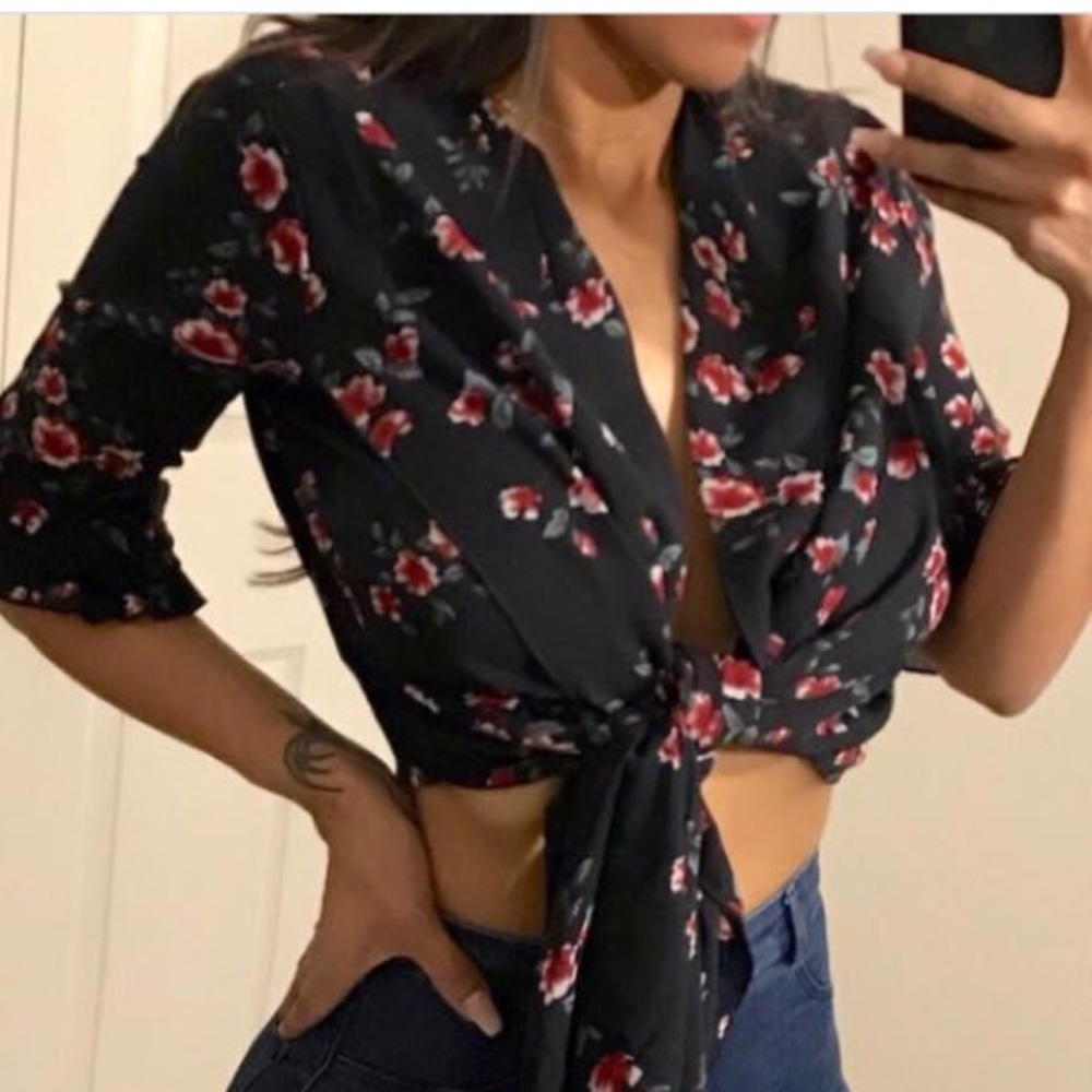 Floral Front tie Top